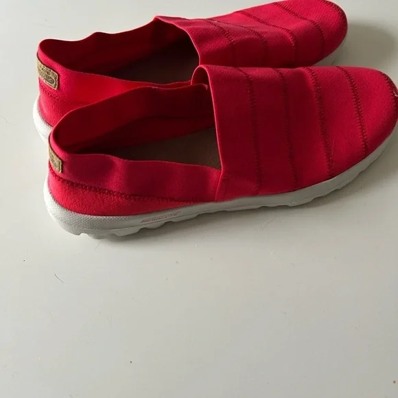 Skechers Go Walk Slip on comfort shoe 9.5 - Picture 5 of 7